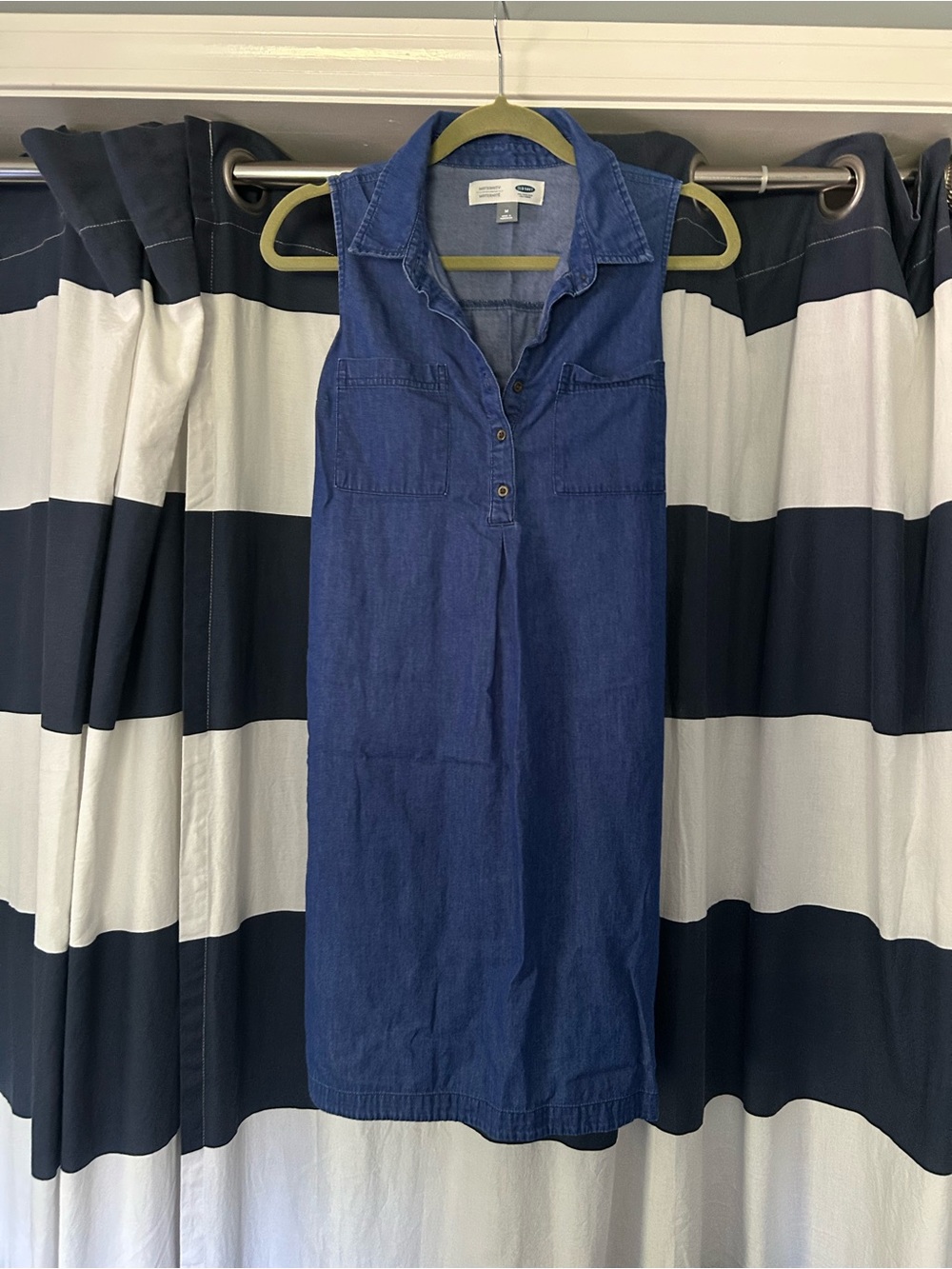 Old Navy Blue Denim Sleeveless maternity Dress